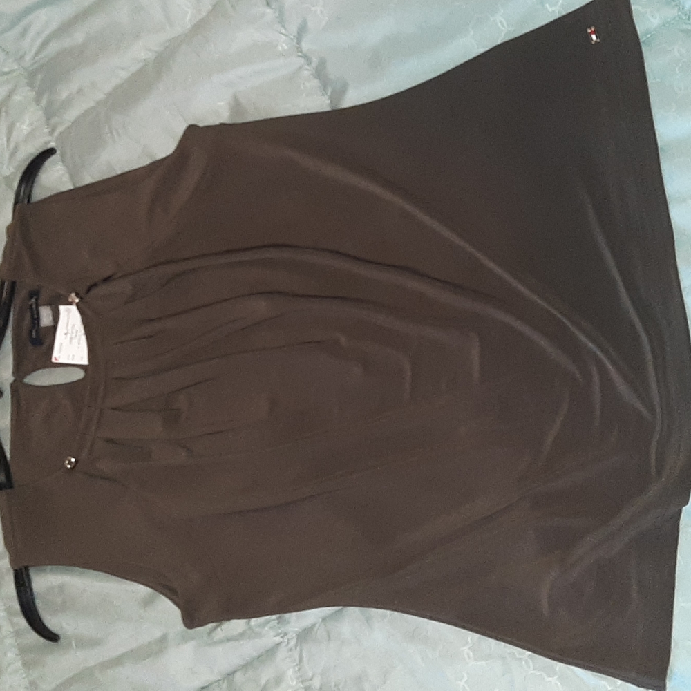 Tommy Hilfiger women brown stylish top size small new w tags